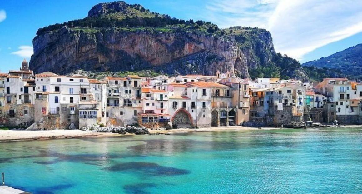 Luluhouse Apartment Cefalu Bagian luar foto