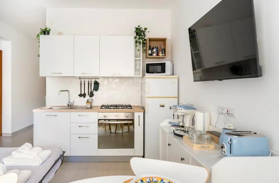 Luluhouse Apartment Cefalu Bagian luar foto
